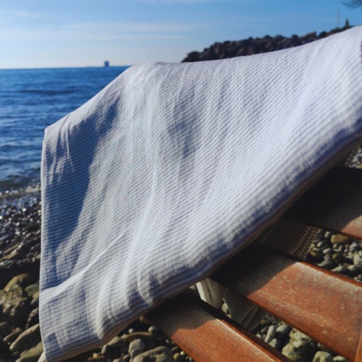 Telo Mare Singolo in Lino 100% Naturale - Leggero, Assorbente e Elegante - Ideale per una Vacanza di Stile (90X170 Retrò BLU) - immagine 2