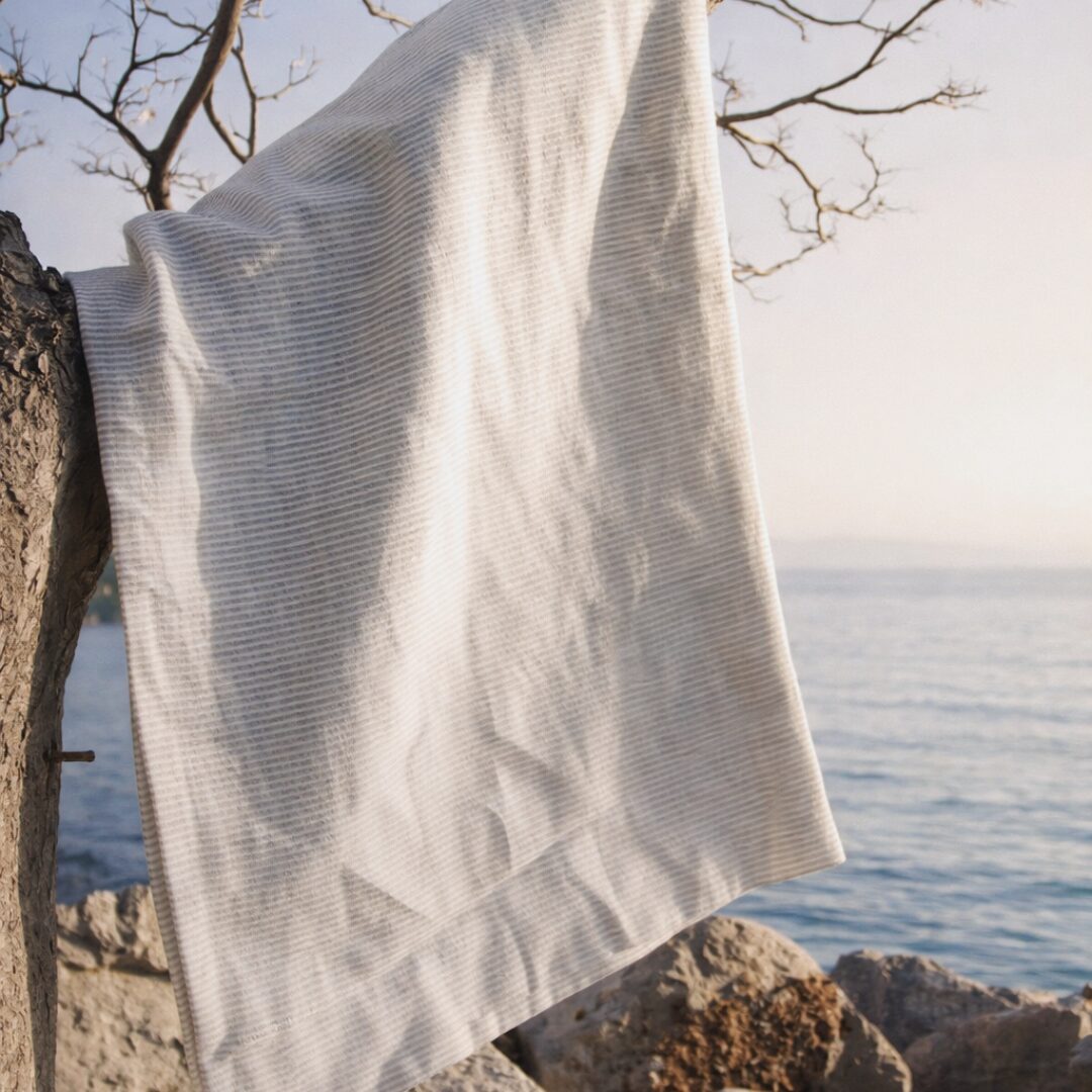 Cuore di lino - Telo Mare Singolo/Doppio 100% Puro Lino Made in Italy Collezione Moderna righe Blu 7 Cuore di lino - Telo Mare Singolo/Doppio 100% Puro Lino Made in Italy Collezione Moderna righe Blu - immagine 7